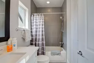 9664 Knight Rd, Houston, TX 77045 - Photo 12