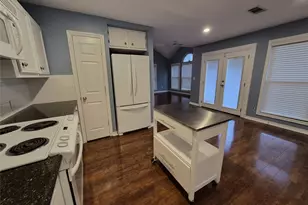 330 Holiday Ln, Coldspring, TX 77331 - Photo 10