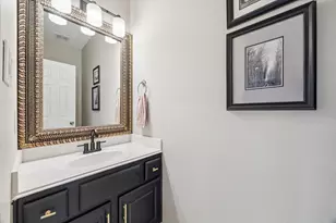 5242 Eigel St, Houston, TX 77007 - Photo 14