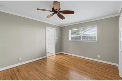 10306 Oakpoint Drive, Houston, TX 77043 - Photo 12