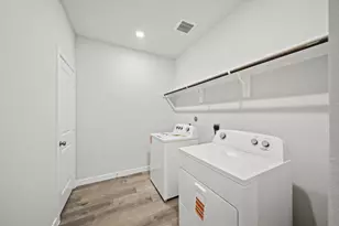 1121 Avenue M, Bay City, TX 77414 - Photo 12