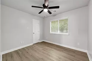 1043 Conklin St, Houston, TX 77088 - Photo 22