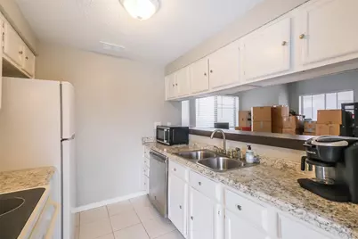 10122 Waterstone Drive, Houston, TX 77042 - Photo 10