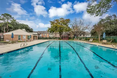 10355 Longmont Drive, Houston, TX 77042 - Photo 40