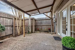 10355 Longmont Dr, Houston, TX 77042 - Photo 30