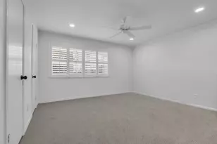 10355 Longmont Dr, Houston, TX 77042 - Photo 24