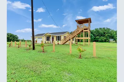 1222 Madison Avenue, Port Bolivar, TX 77650 - Photo 6