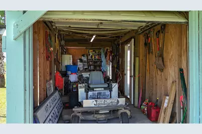 540 Bayou Avenue, Anahuac, TX 77514 - Photo 24