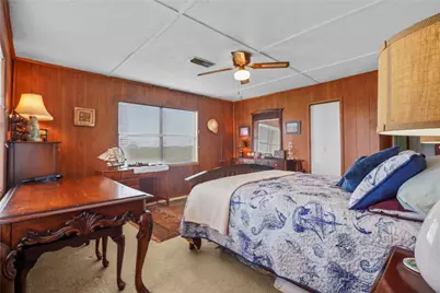 540 Bayou Avenue, Anahuac, TX 77514 - Photo 16