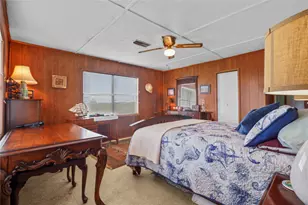 540 Bayou Ave, Anahuac, TX 77514 - Photo 16