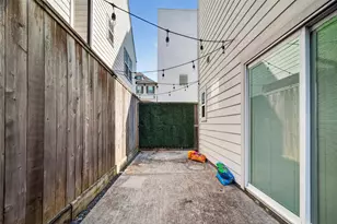 407 N Nagle St, Houston, TX 77003 - Photo 38