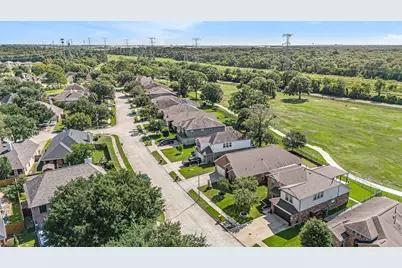 2502 Bay Hill Drive, Baytown, TX 77523 - Photo 28