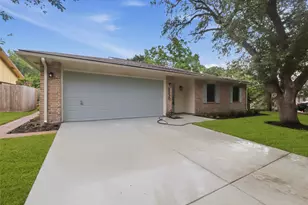 2230 Fall Meadow Dr, Missouri City, TX 77489 - Photo 2