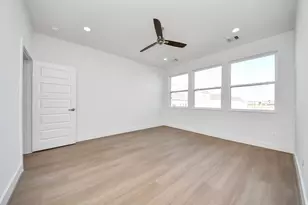 9135 Besos Ln, Houston, TX 77051 - Photo 22