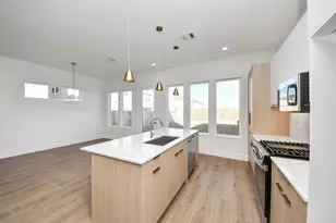 9135 Besos Ln, Houston, TX 77051 - Photo 10