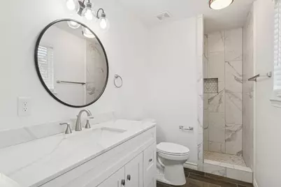 10827 W Mulberry Drive, La Porte, TX 77571 - Photo 16