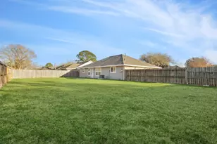 10827 W Mulberry Dr, La Porte, TX 77571 - Photo 22