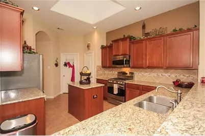 98 Black Swan Place, Magnolia, TX 77354 - Photo 2