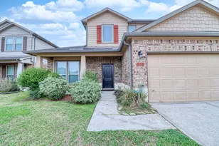 11 Eagle Lake Ct, Manvel, TX 77578 - Photo 2