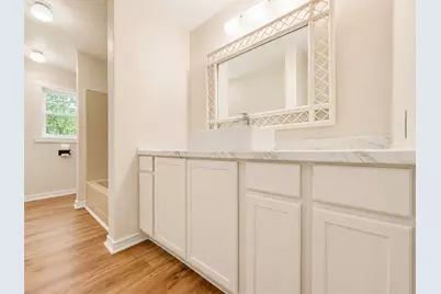 316 Riley Road, Clute, TX 77531 - Photo 6