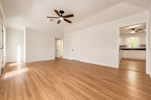 316 Riley Rd, Clute, TX 77531 - Photo 4