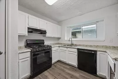 16715 Benchmark Drive, Houston, TX 77053 - Photo 2