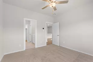 210 Orchard Laurel Dr, Alvin, TX 77511 - Photo 14