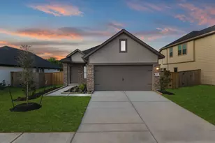 210 Orchard Laurel Dr, Alvin, TX 77511 - Photo 1