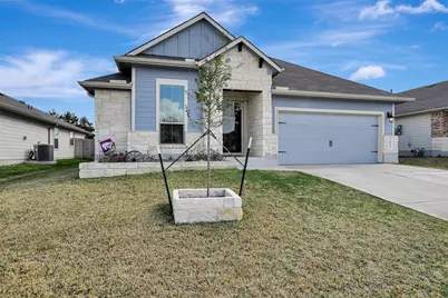 1011 Davy Street, Brenham, TX 77833 - Photo 2