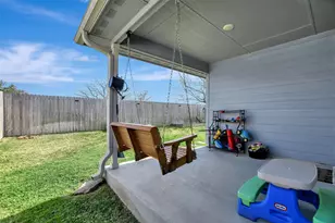 1011 Davy St, Brenham, TX 77833 - Photo 32