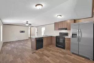 240 Barbara Trail, Livingston, TX 77351 - Photo 10