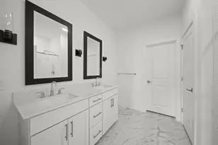 8430 Bay Oaks Dr, Baytown, TX 77523 - Photo 12