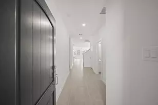 8430 Bay Oaks Dr, Baytown, TX 77523 - Photo 2