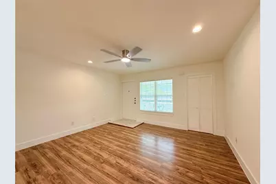 2350 Bering Drive #114, Houston, TX 77057 - Photo 6