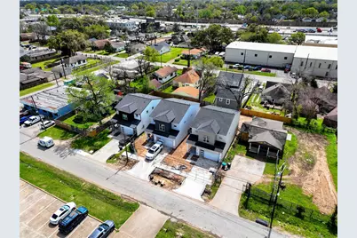 6515 Lloyd Street, Houston, TX 77022 - Photo 12