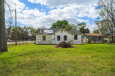 6515 Lloyd Street, Houston, TX 77022 - Photo 18