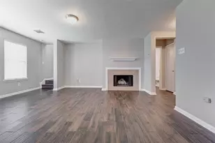 9307 Grove Haven Dr, Houston, TX 77083 - Photo 12