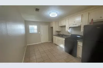 4905 Kashmere Street #B, Houston, TX 77026 - Photo 8