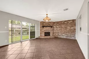 7064 Jetty Ln, Houston, TX 77072 - Photo 6