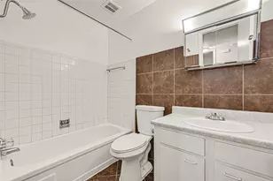 7064 Jetty Ln, Houston, TX 77072 - Photo 14