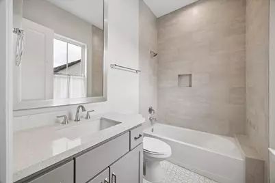 966 Dunleigh Meadows Lane, Houston, TX 77055 - Photo 16