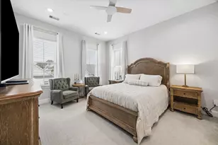 966 Dunleigh Meadows Ln, Houston, TX 77055 - Photo 10