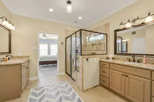 3710 Pine Tree Dr, Pearland, TX 77581 - Photo 12