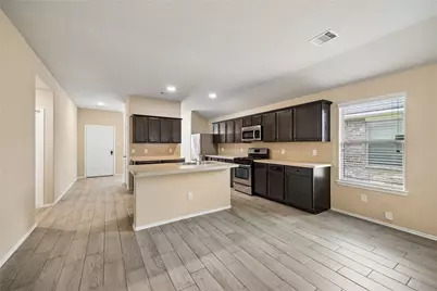 16522 Silla Ridge Court, Houston, TX 77049 - Photo 6