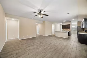16522 Silla Ridge Ct, Houston, TX 77049 - Photo 4