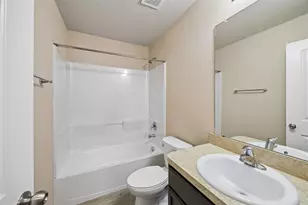 16522 Silla Ridge Ct, Houston, TX 77049 - Photo 8