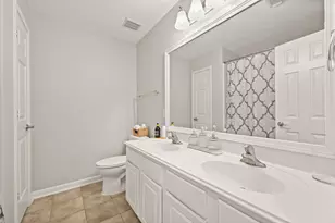 1330 Leigh Gdns Dr, Sugar Land, TX 77479 - Photo 32