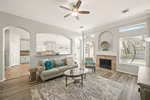 1330 Leigh Gdns Dr, Sugar Land, TX 77479 - Photo 6