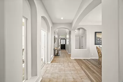 1330 Leigh Gardens Drive, Sugar Land, TX 77479 - Photo 4