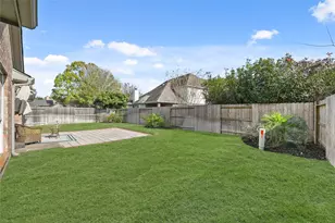 1330 Leigh Gdns Dr, Sugar Land, TX 77479 - Photo 36